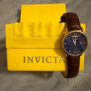 Invicta men’s watch. In great condition.